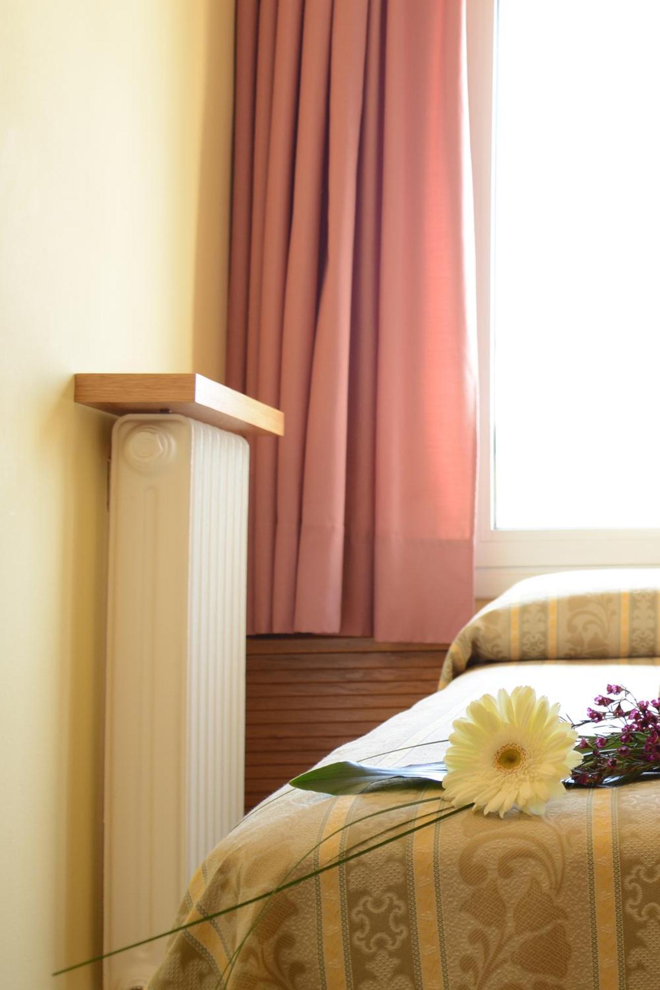 Hotel Europa Figueres  Room photo