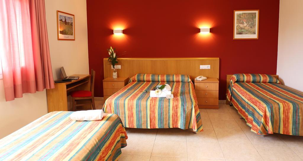Hotel Europa Figueres  Exterior photo